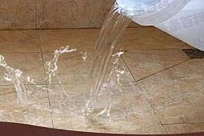 南江漏水维修 免砸砖防水材料该如何施工